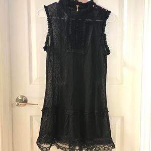 Gorgeous Free People black lace sleeveless tunic